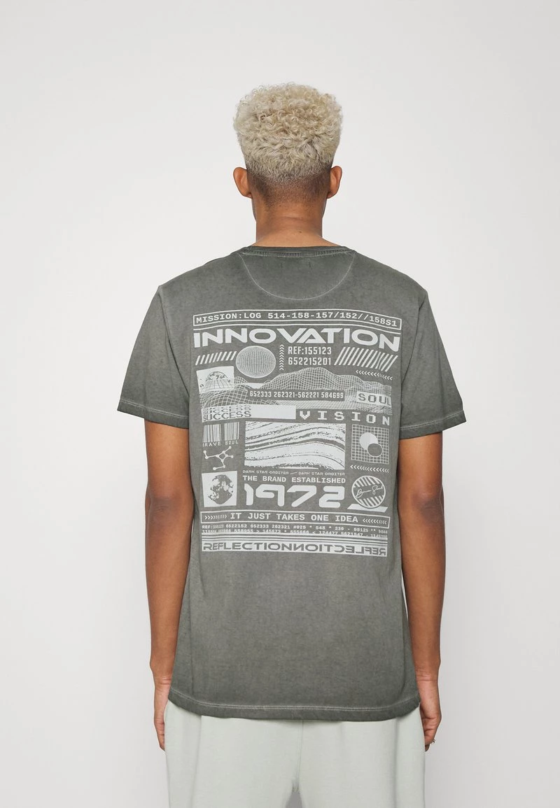 Gran venta 😀 Brave Soul Camiseta Estampada - Olive Cool Wash, Hombre ✨ - Imagen 3