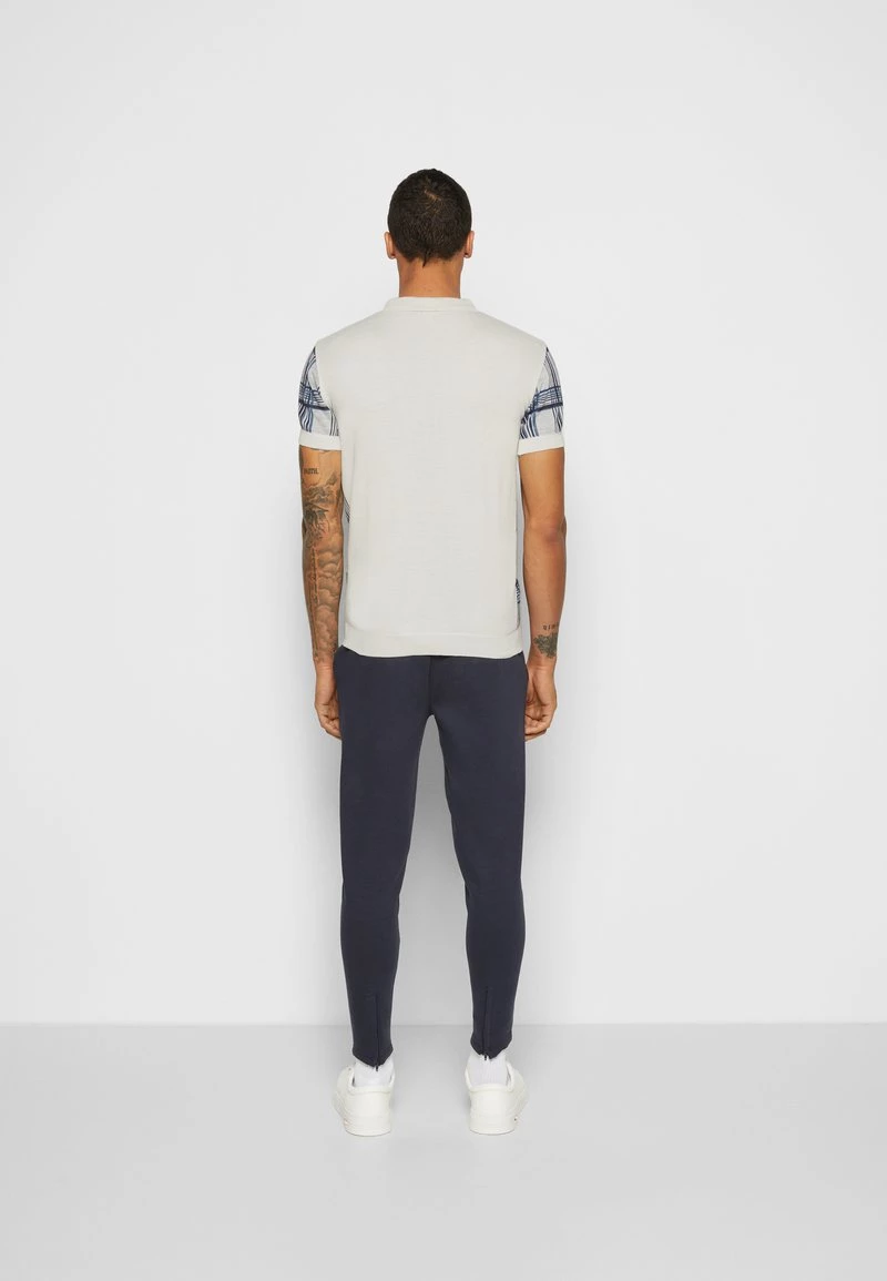 Toma de corriente 👍 Brave Soul JAXON - Polo - Ecru/navy, Hombre 🧨 - Imagen 4