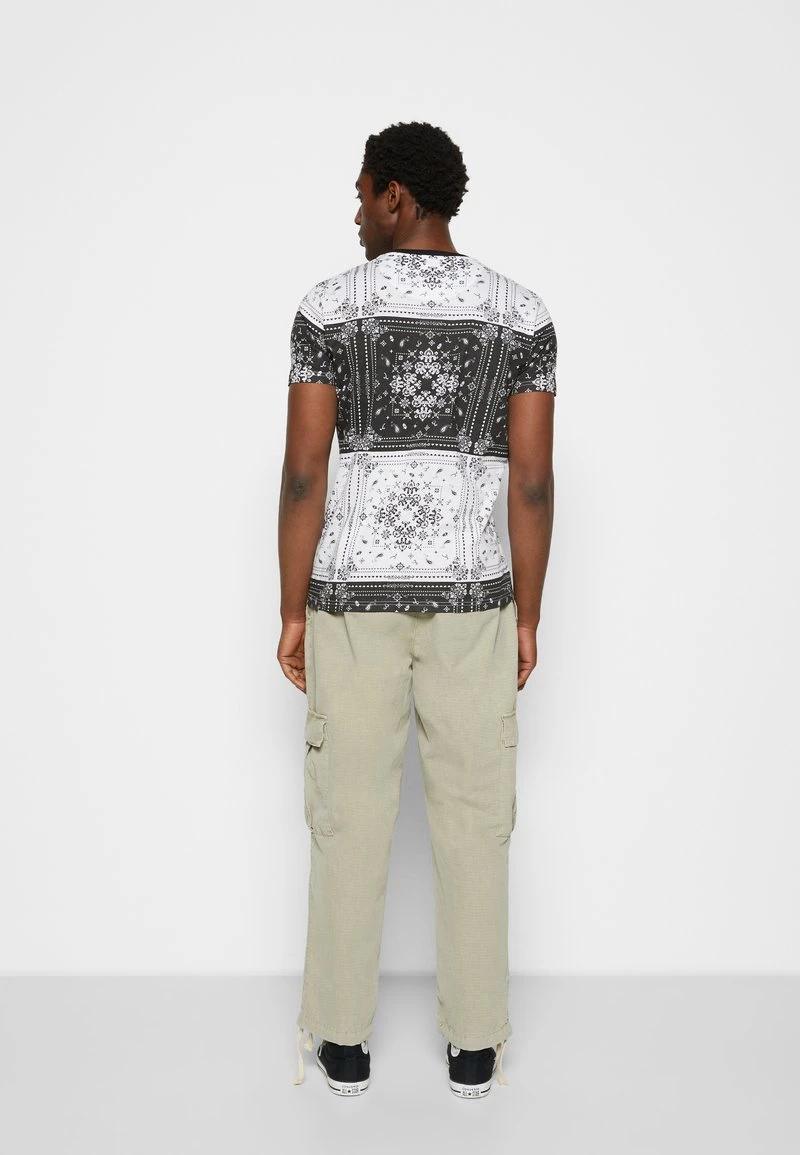 Presupuesto 🎁 Brave Soul RUTLAND - Camiseta Estampada - Black/white, Hombre 👏 - Imagen 4