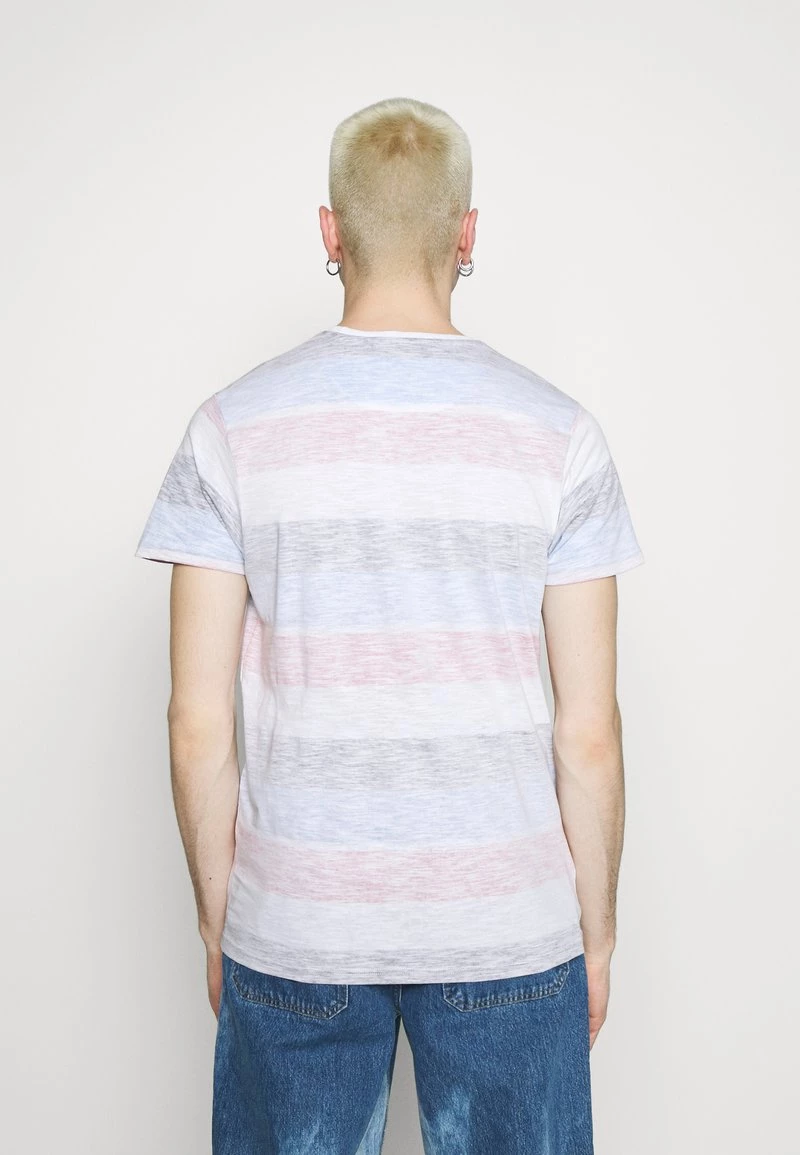 Mejor trato 👏 Brave Soul RANGE - Camiseta Estampada - Optic White/rich Navy/red/turquoise, Hombre 🧨 - Imagen 3