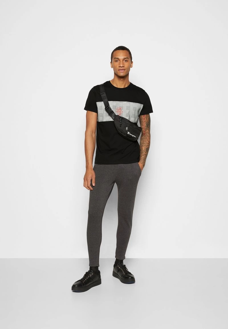 Presupuesto 🌟 Brave Soul JABARI - Camiseta Estampada - Black/white/red, Hombre 🔔 - Imagen 2