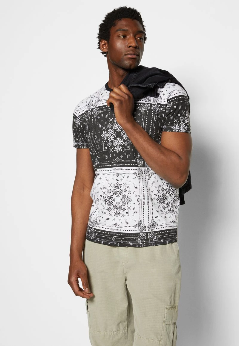 Presupuesto 🎁 Brave Soul RUTLAND - Camiseta Estampada - Black/white, Hombre 👏 - Imagen 5